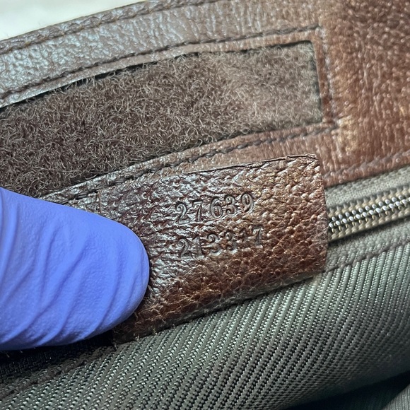 Gucci Shoulder Bag - Picture 9 of 9